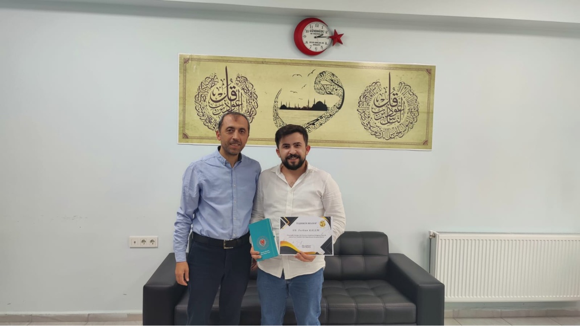 Okulumuzdan Vefa Dolu Bir Veda: Furkan KALEM’e Teşekkür Belgesi