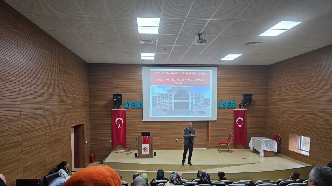 11. SINIF VELİ TOPLANTISI GERÇEKLEŞTİRİLDİ