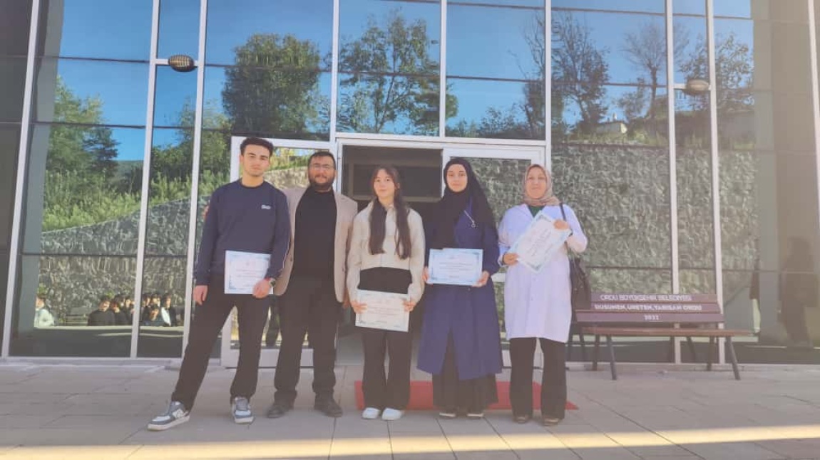 ORDU BÜYÜKŞEHİR BELEDİYESİNDEN OKULUMUZA BAŞARI PLAKETİ